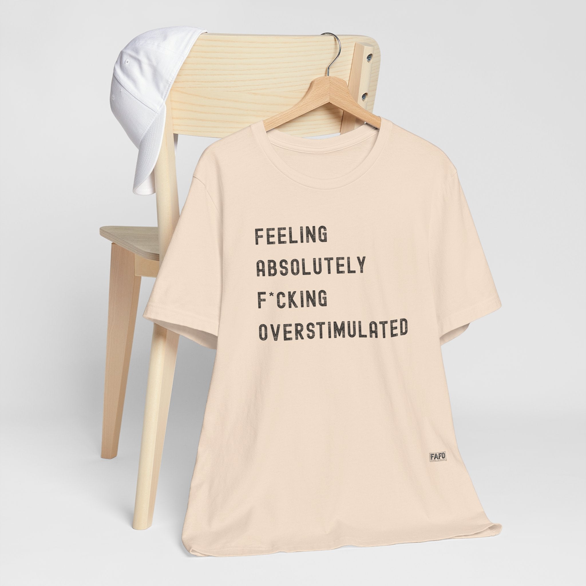 T-Shirt with design - product image